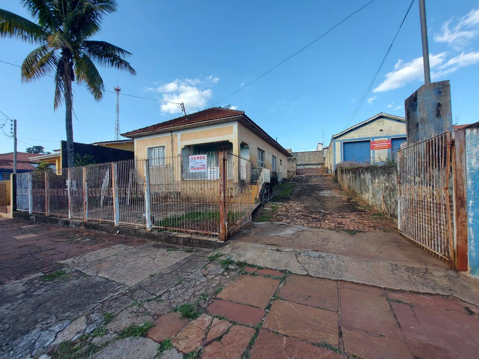 #2390 - Casa para Venda em Piraju - SP