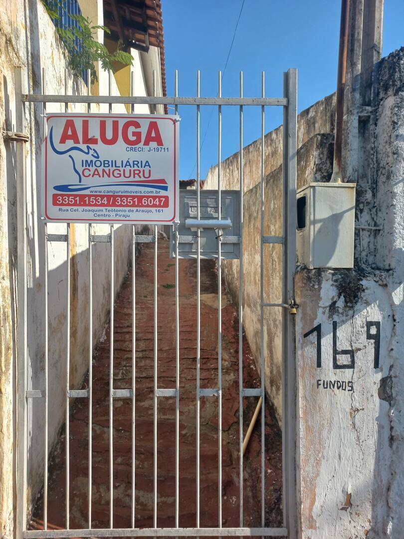 #1395 - Casa para Locação em Piraju - SP