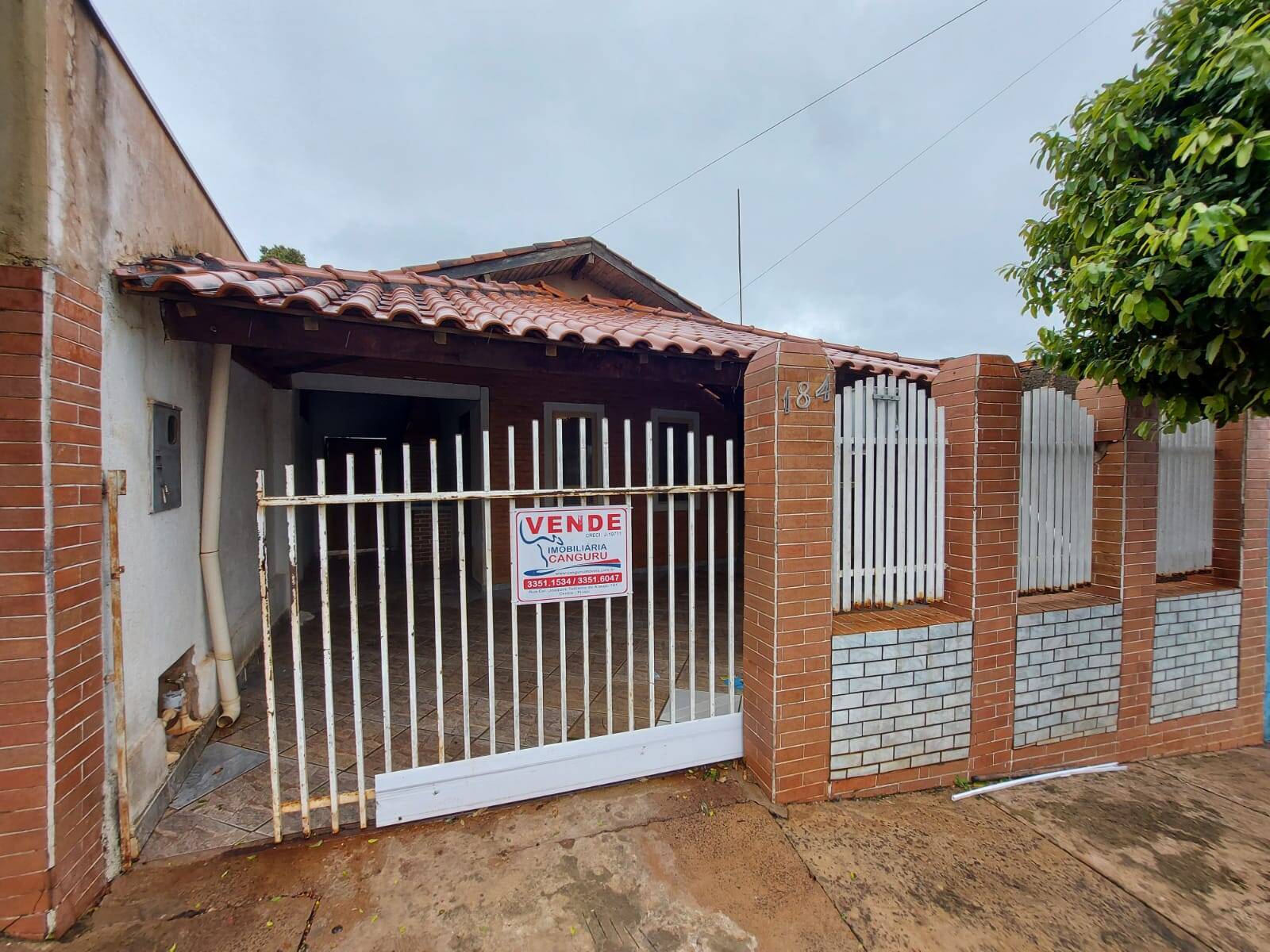 #2424 - Casa para Venda em Piraju - SP