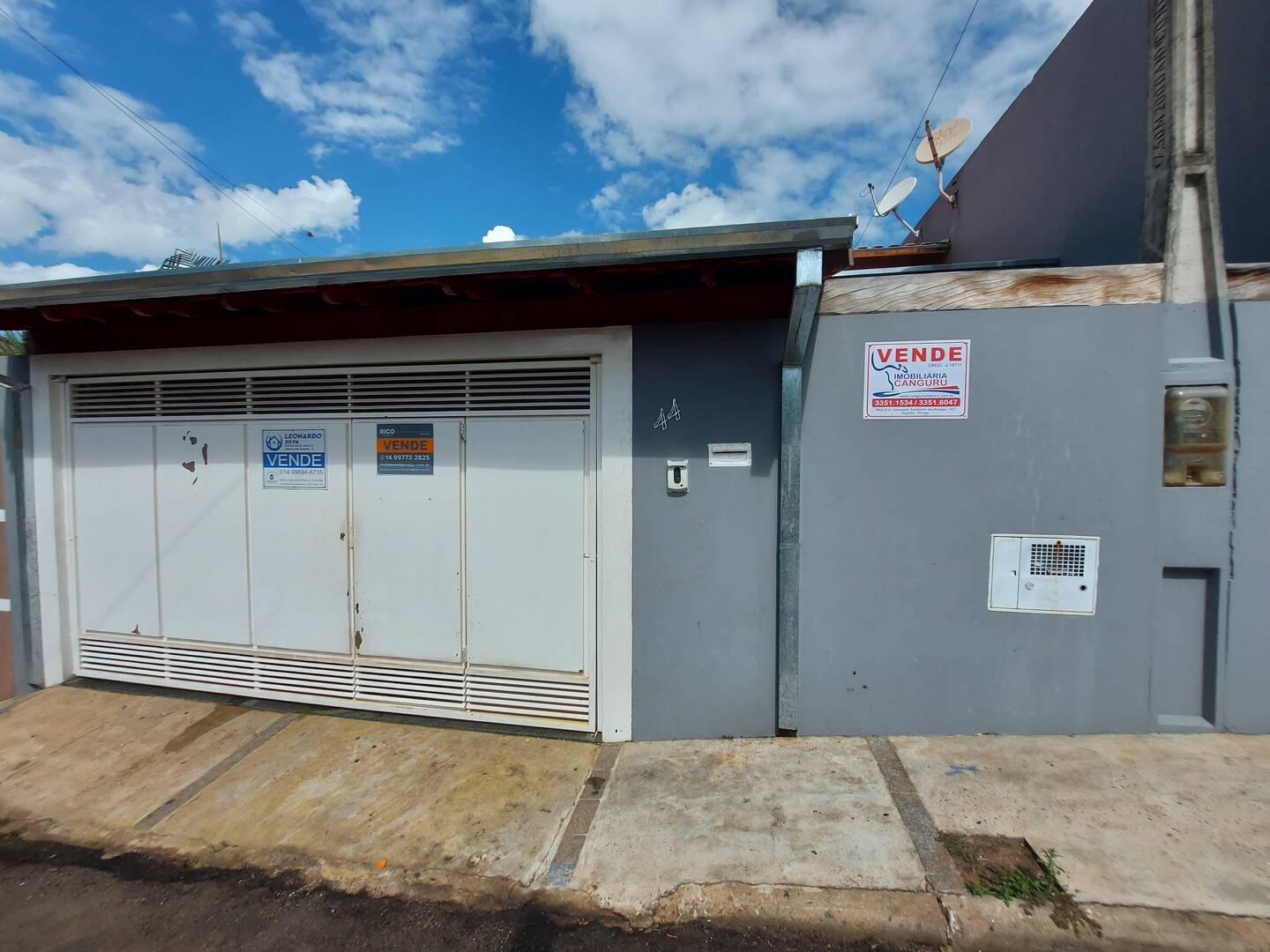 #2456 - Casa para Venda em Piraju - SP