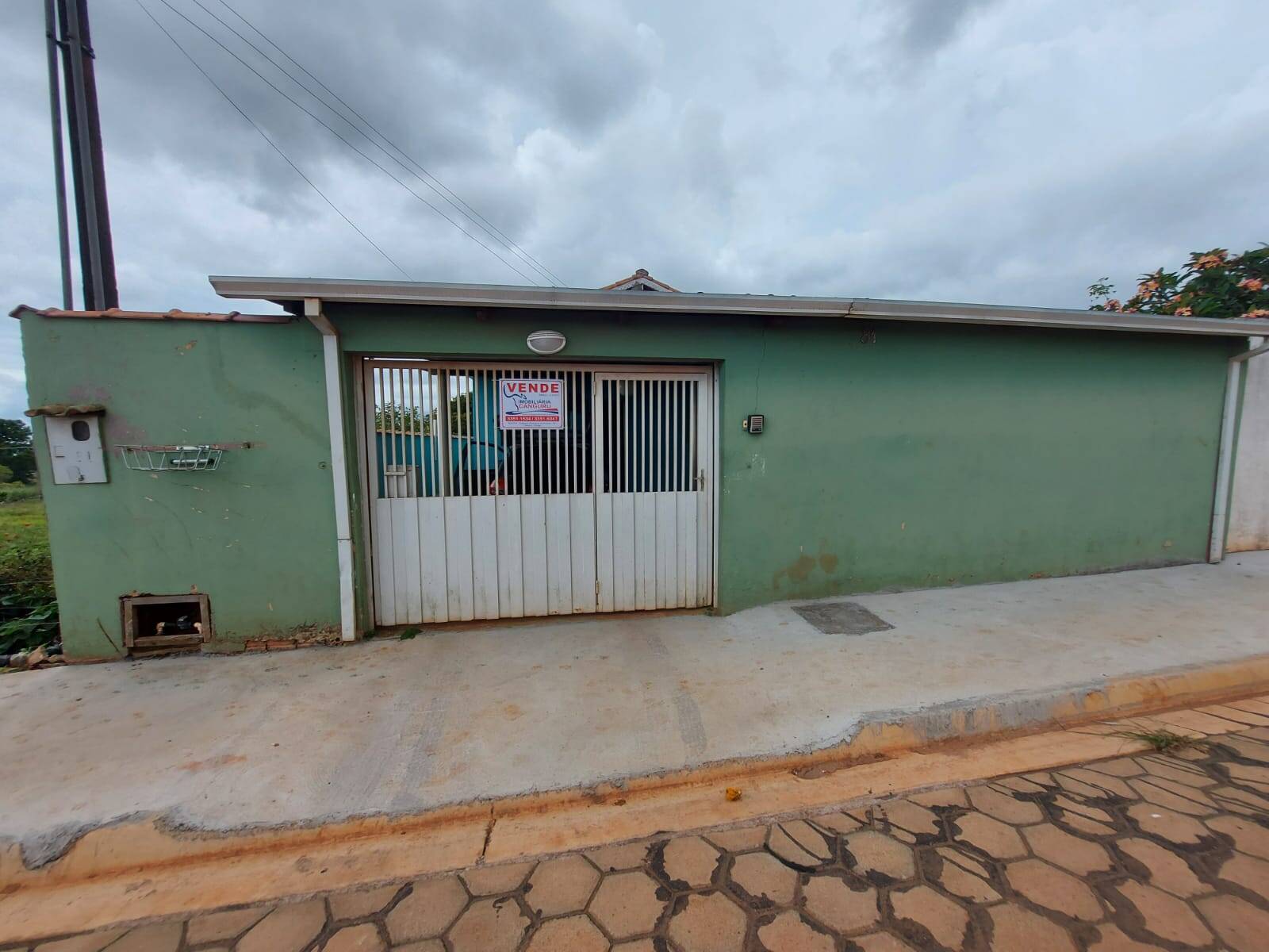 #2471 - Casa para Venda em Sarutaiá - SP