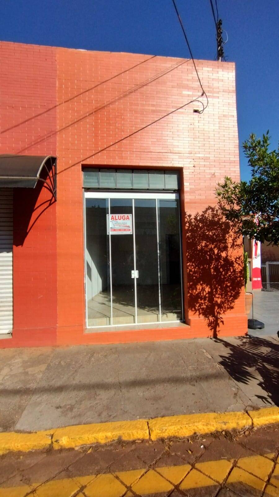 #2545 - Ponto Comercial para Locação em Piraju - SP