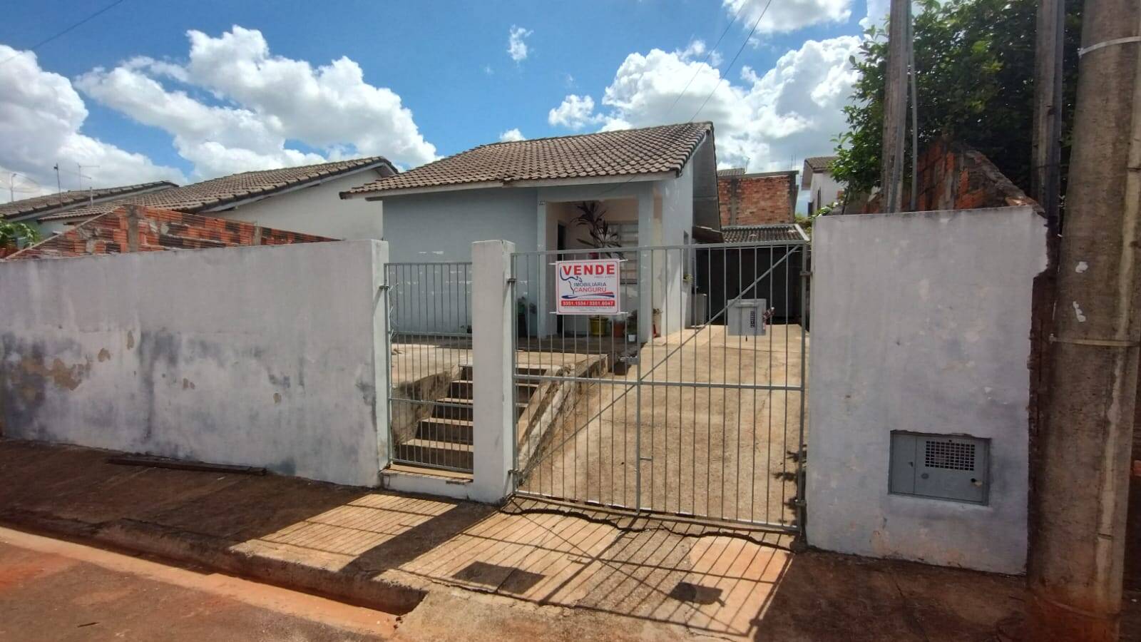 #2632 - Casa para Venda em Piraju - SP