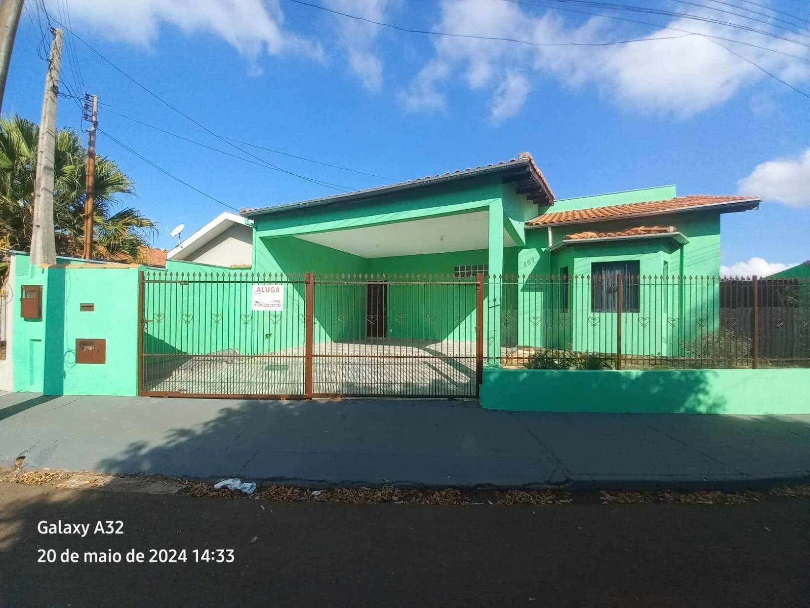 #2700 - Casa para Locação em Piraju - SP