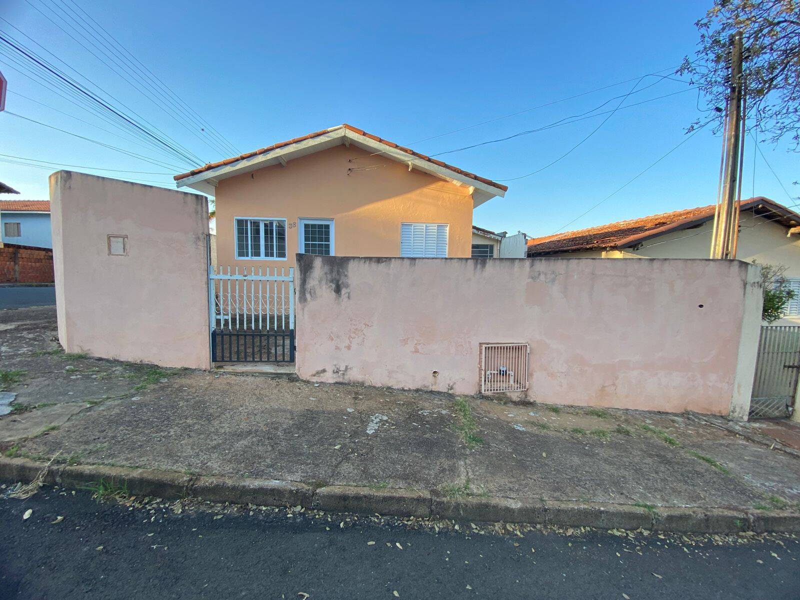 #2147 - Casa para Venda em Piraju - SP