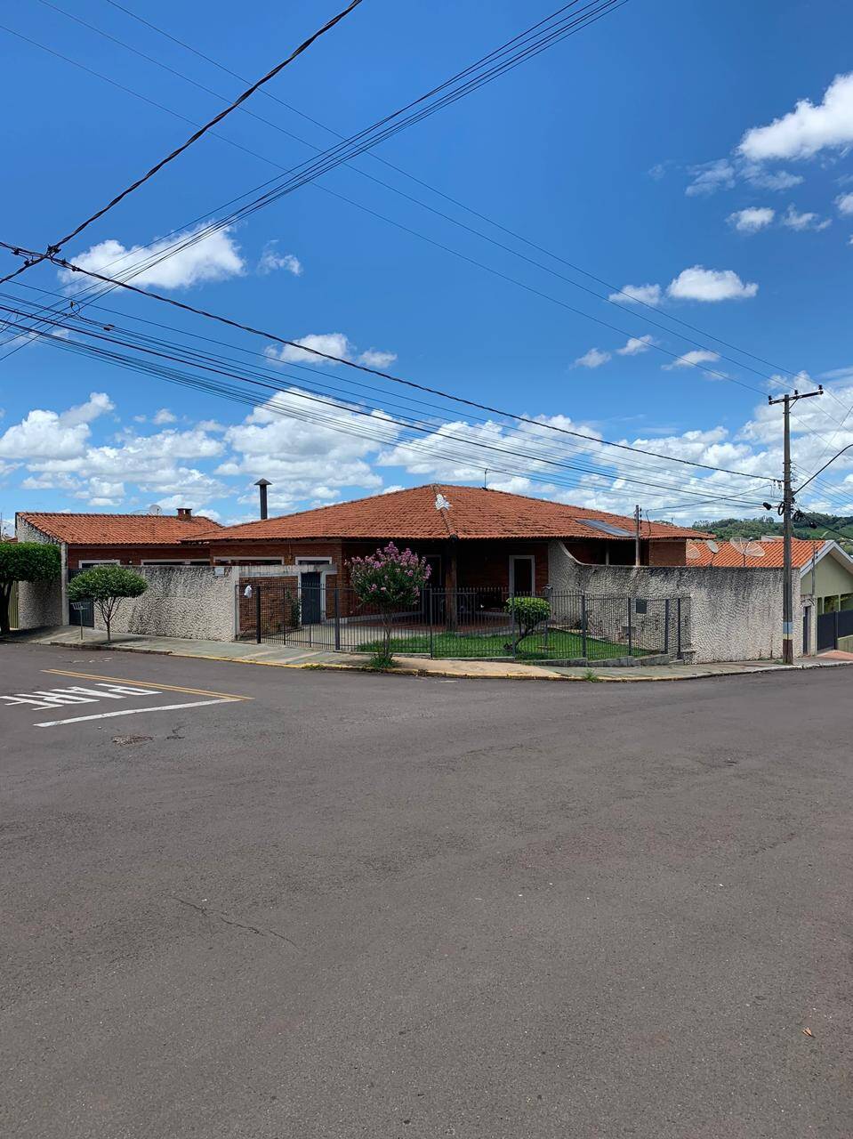 #2872 - Casa para Venda em Piraju - SP