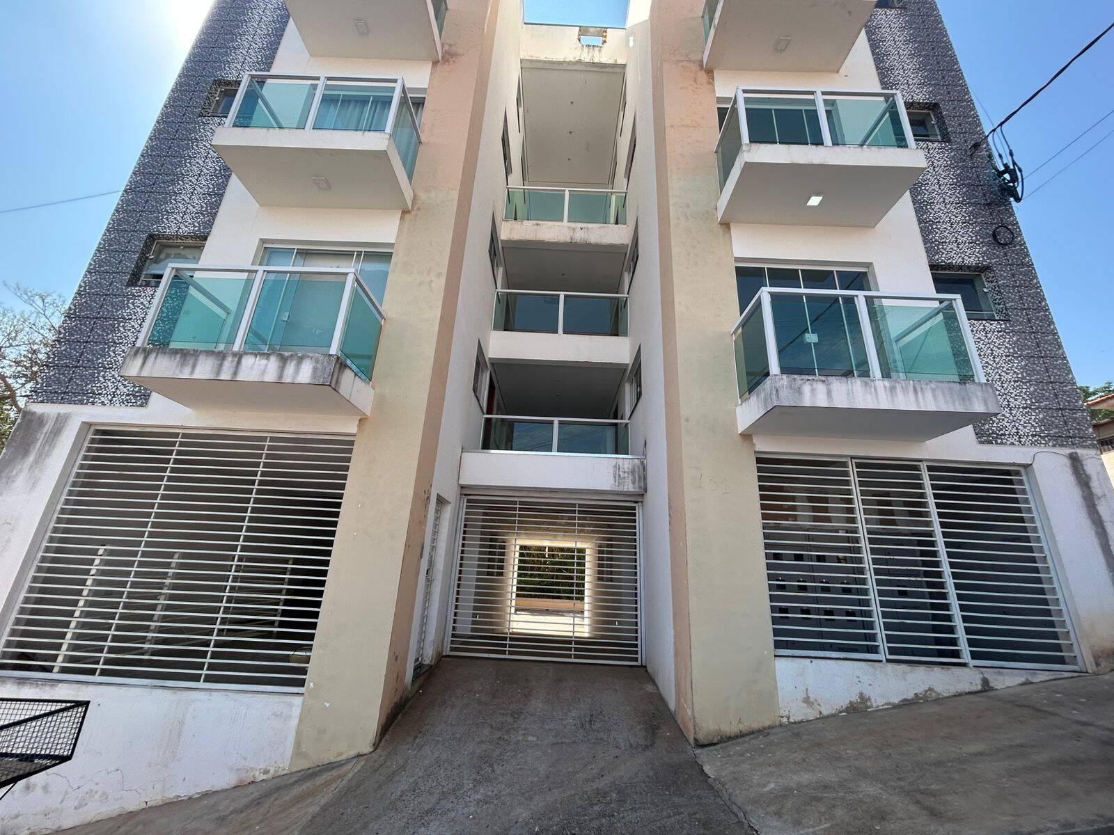 #2925 - Apartamento para Locação em Piraju - SP