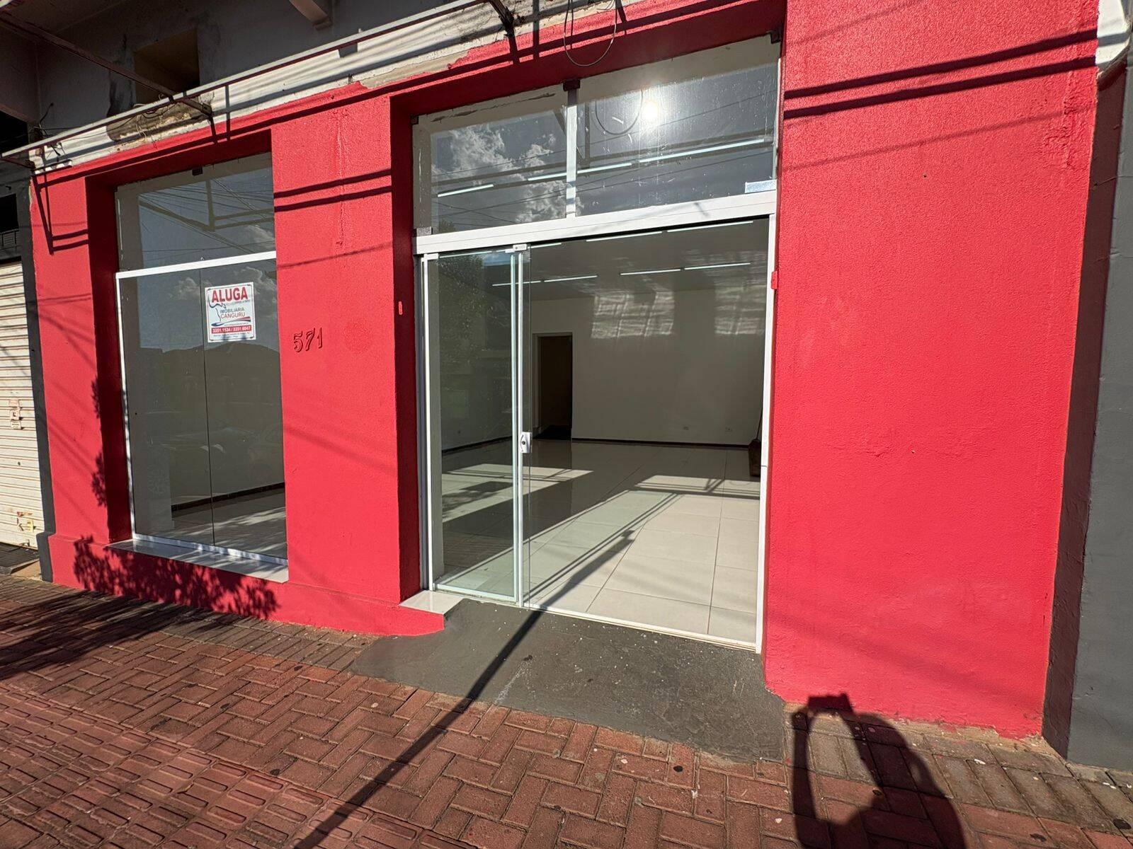 #2156 - Sala para Locação em Piraju - SP