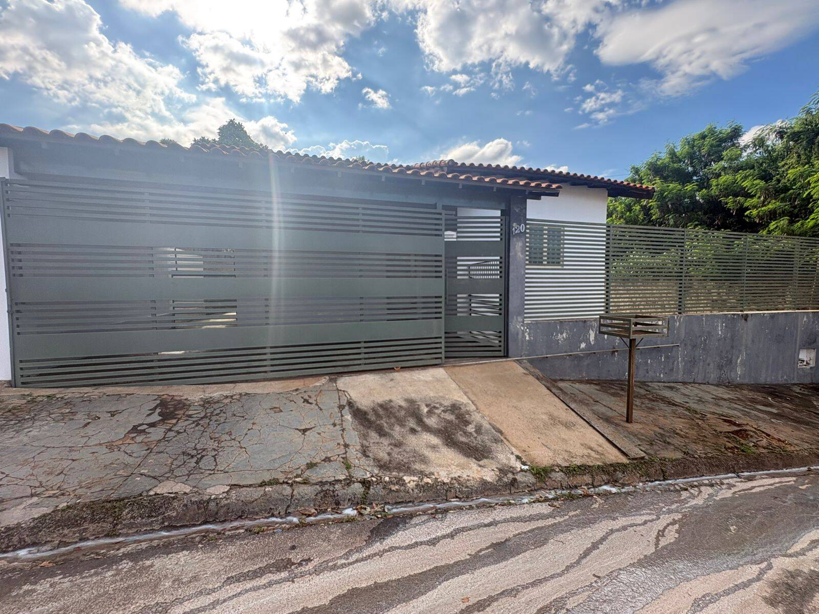 #1684 - Casa para Locação em Piraju - SP