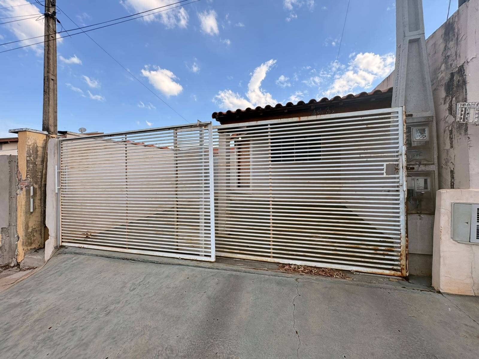 #2564 - Casa para Locação em Piraju - SP