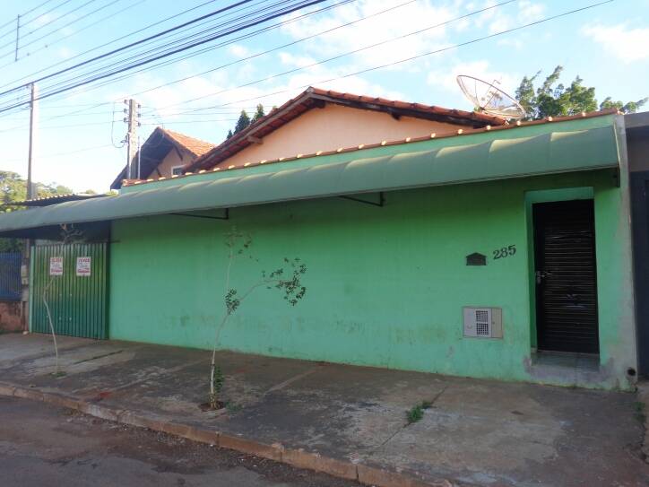 #1819 - Casa para Venda em Piraju - SP