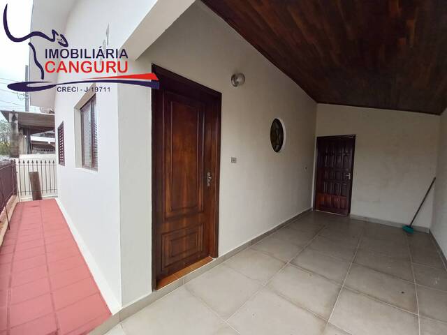 #2032 - Casa para Locação em Piraju - SP - 3