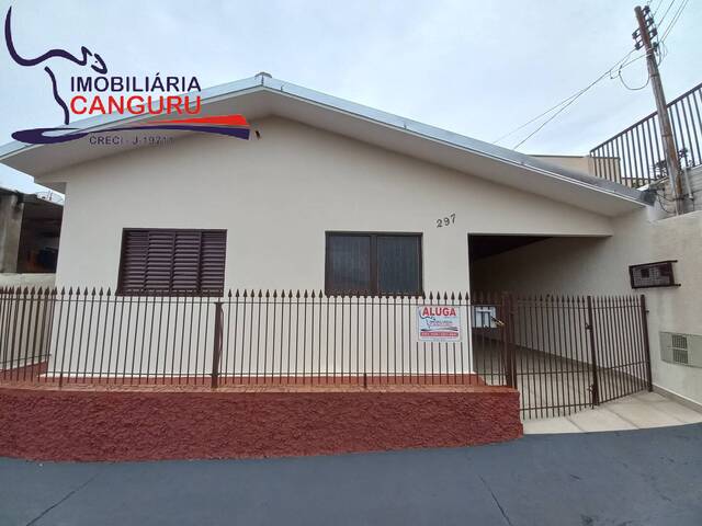 #2032 - Casa para Locação em Piraju - SP - 2