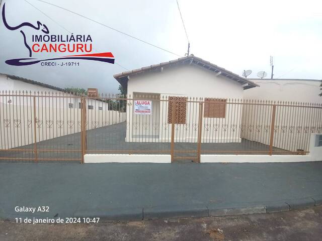 #1568 - Casa para Locação em Piraju - SP - 2