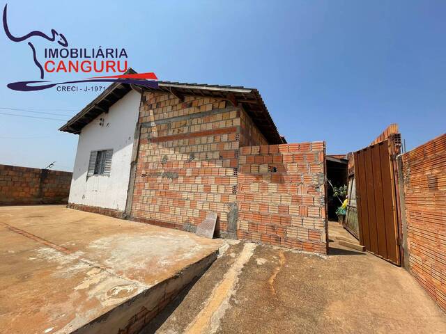 #2760 - Casa para Venda em Piraju - SP - 2