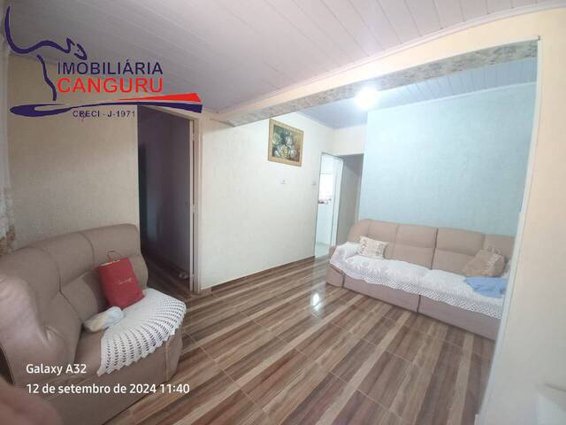 Casa para Venda em Sarutaiá - 5