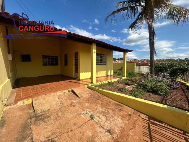 #2069 - Casa para Locação em Piraju - SP