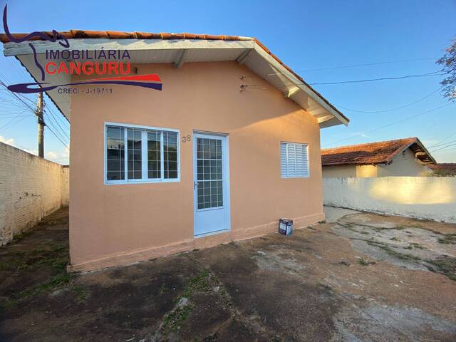 #2147 - Casa para Locação em Piraju - SP - 2
