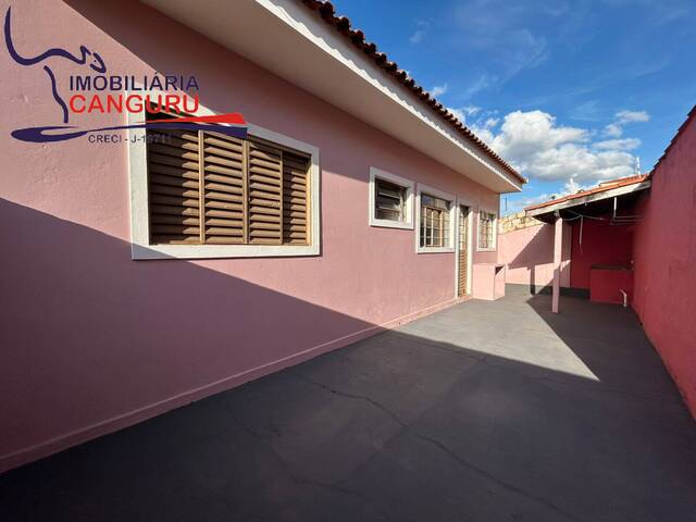 #2353 - Casa para Locação em Piraju - SP - 3