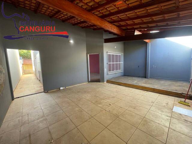 #2456 - Casa para Venda em Piraju - SP