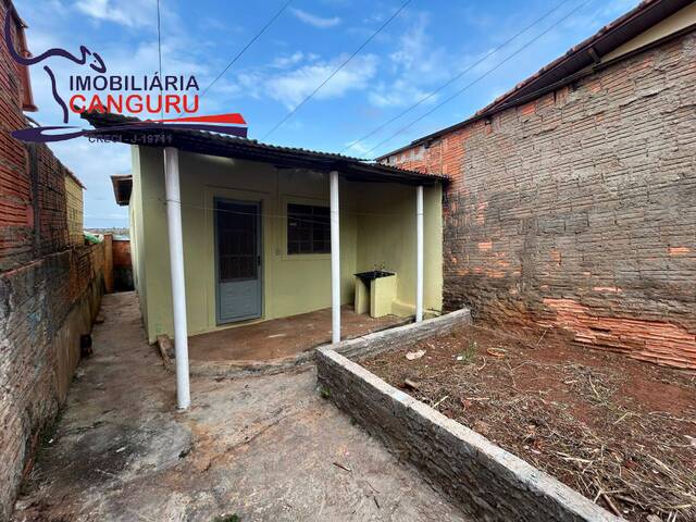 #1942 - Casa para Venda em Piraju - SP - 3