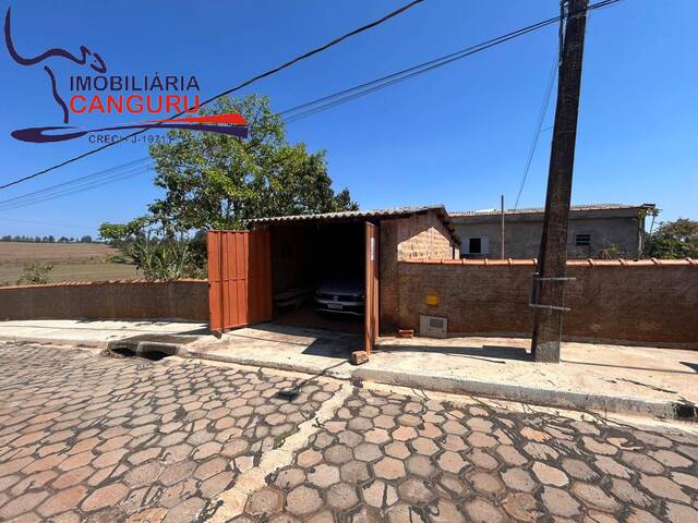 #2940 - Casa para Venda em Sarutaiá - SP - 2