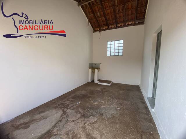 #2356 - Casa para Locação em Piraju - SP - 3