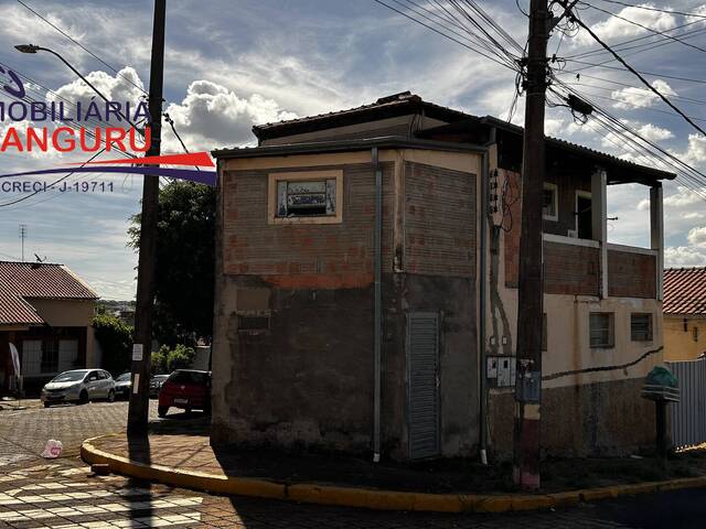 Casa para Venda em Piraju - 2