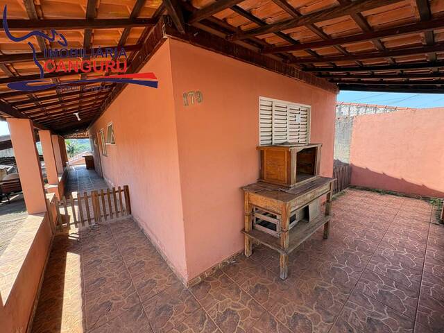 Casa para Venda em Piraju - 2