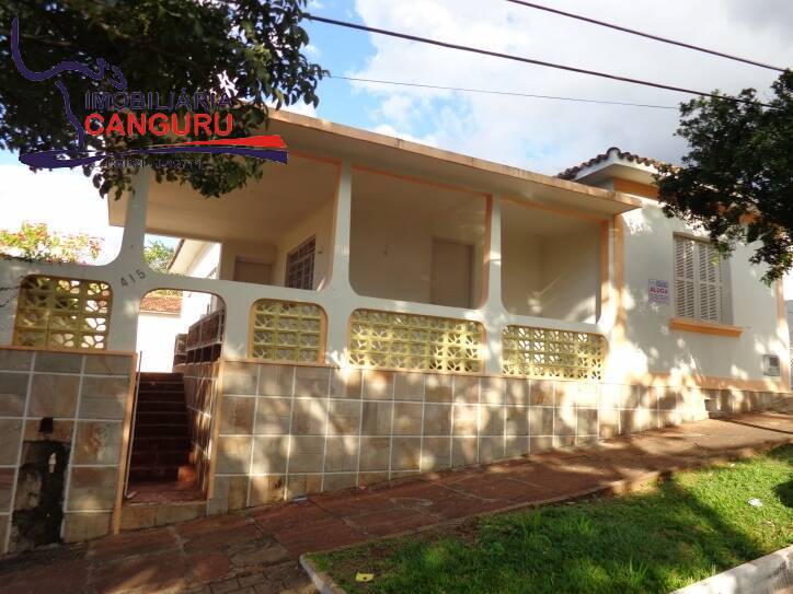 Casa, 3 dormitórios, 229 m², Centro, Piraju-SP