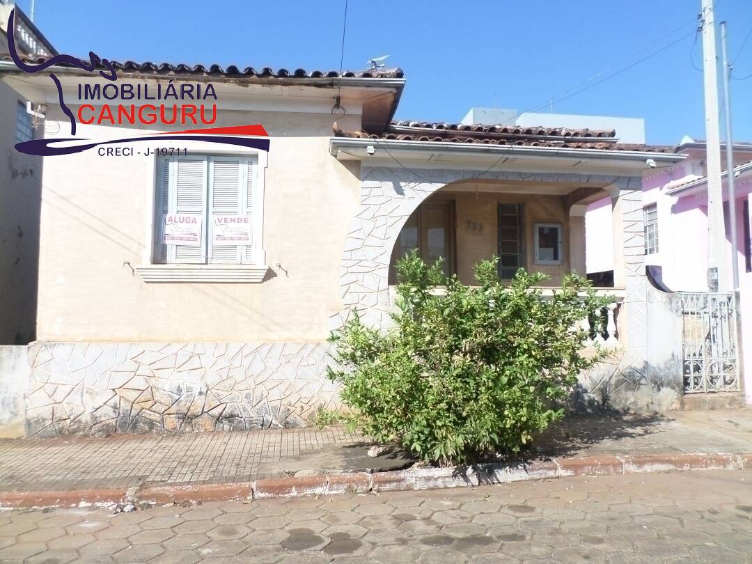 Casa, 3 dormitórios, Centro, Piraju-SP