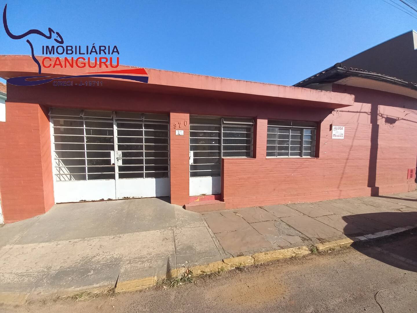 Casa, 4 dormitórios - Centro Piraju-SP