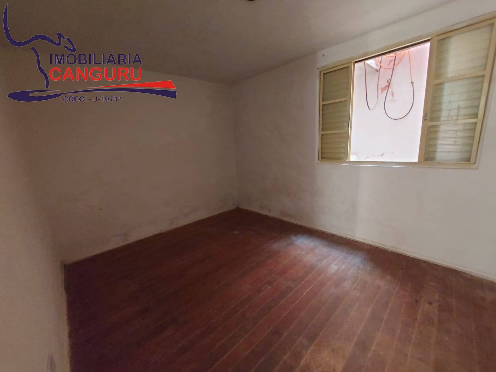 Casa à venda com 5 quartos, 327m² - Foto 27