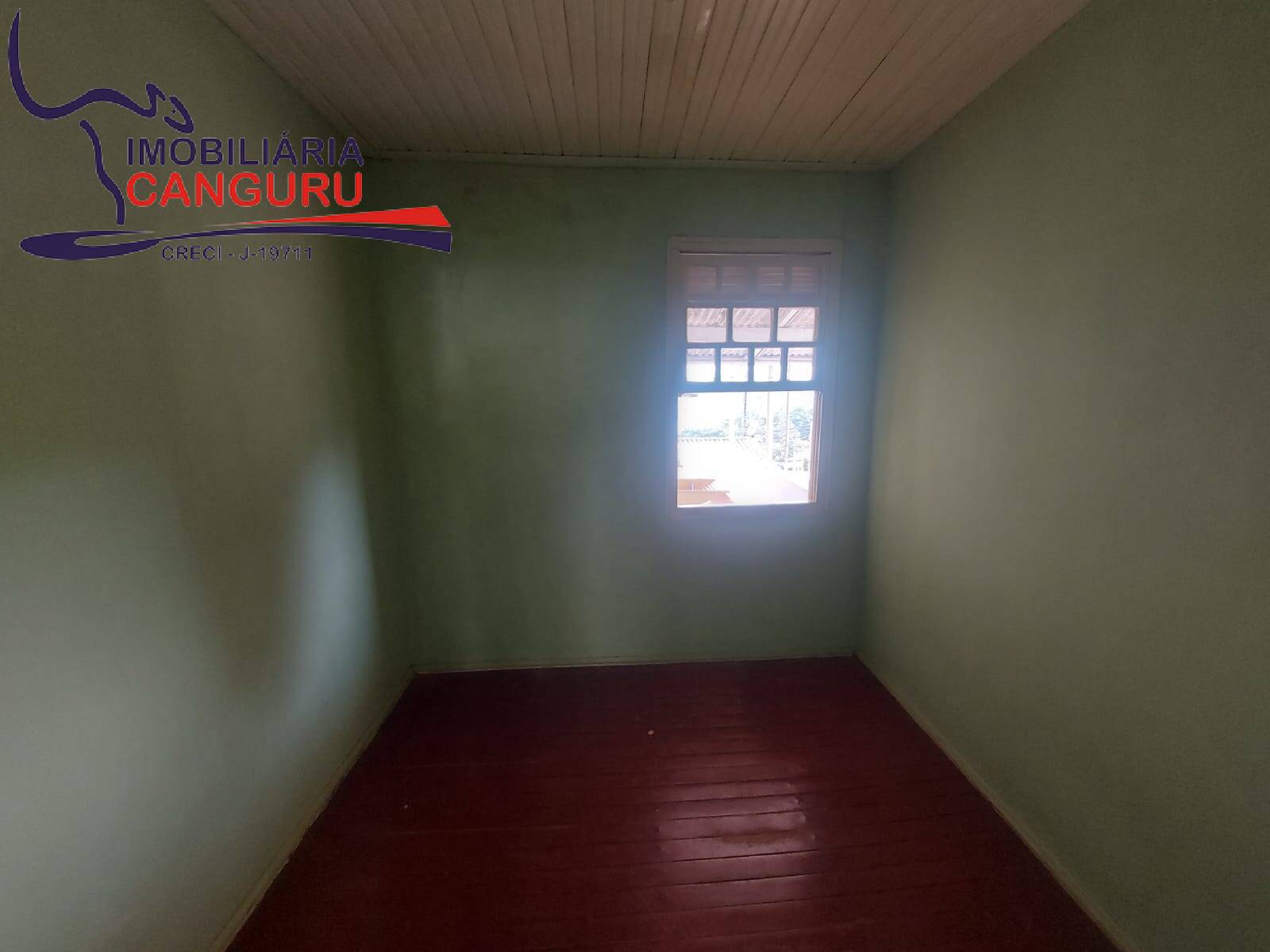 Casa à venda com 5 quartos, 327m² - Foto 9