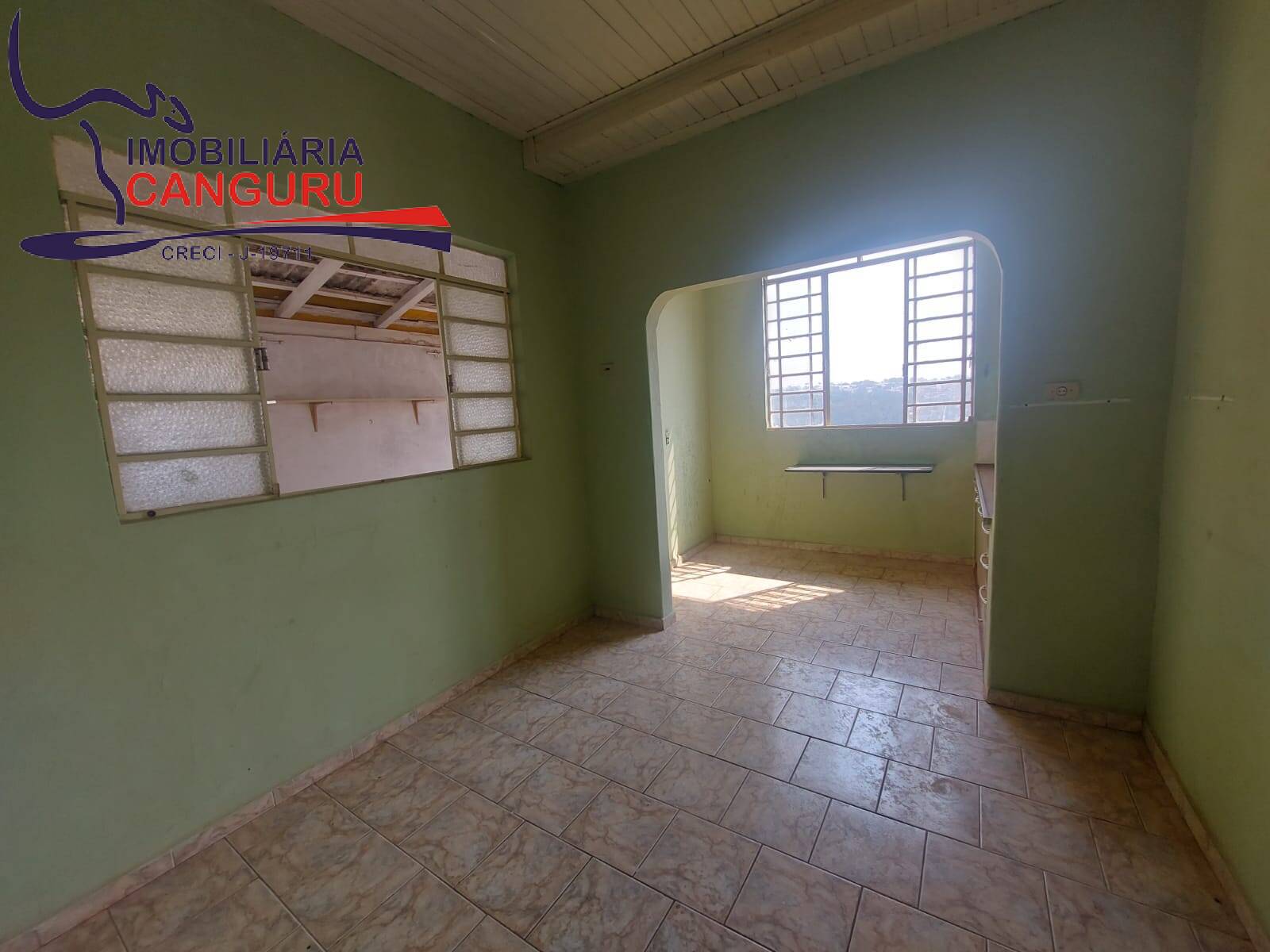 Casa à venda com 5 quartos, 327m² - Foto 6
