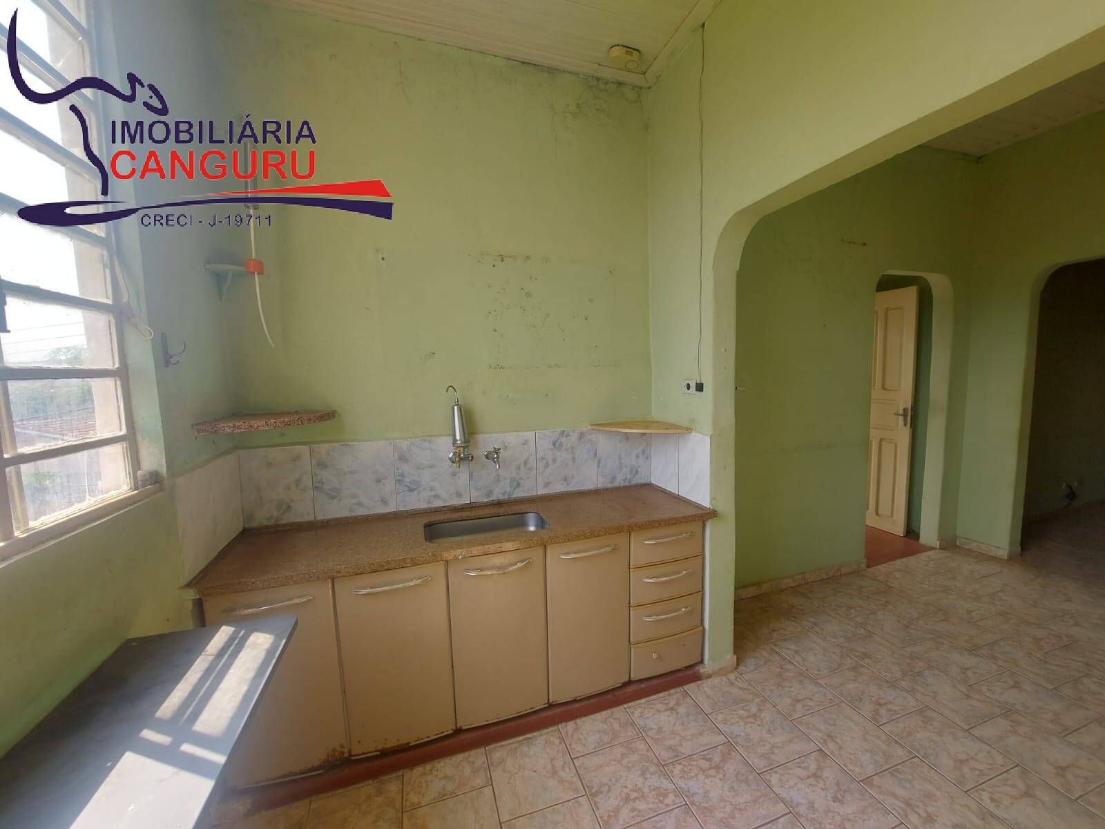 Casa à venda com 5 quartos, 327m² - Foto 7