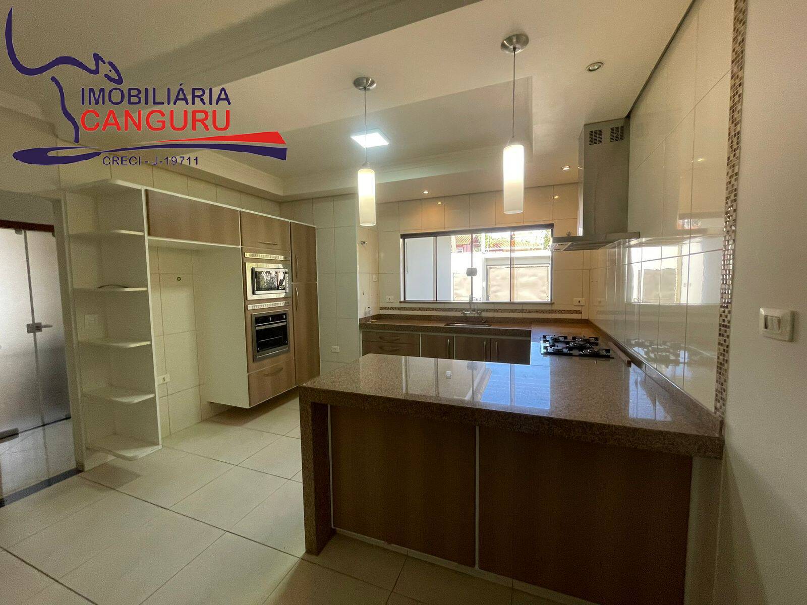Casa à venda com 4 quartos, 384m² - Foto 11