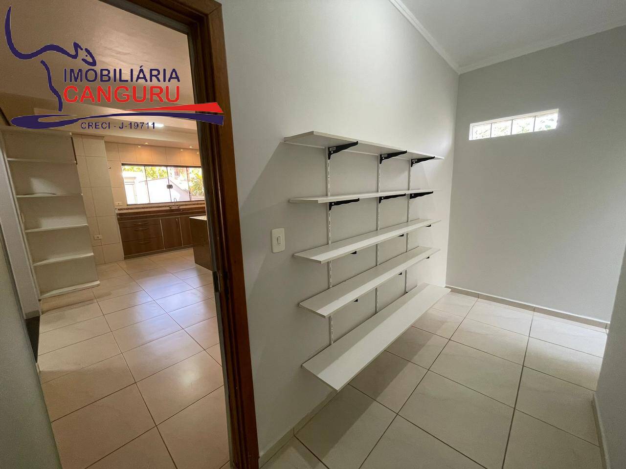 Casa à venda com 4 quartos, 384m² - Foto 14