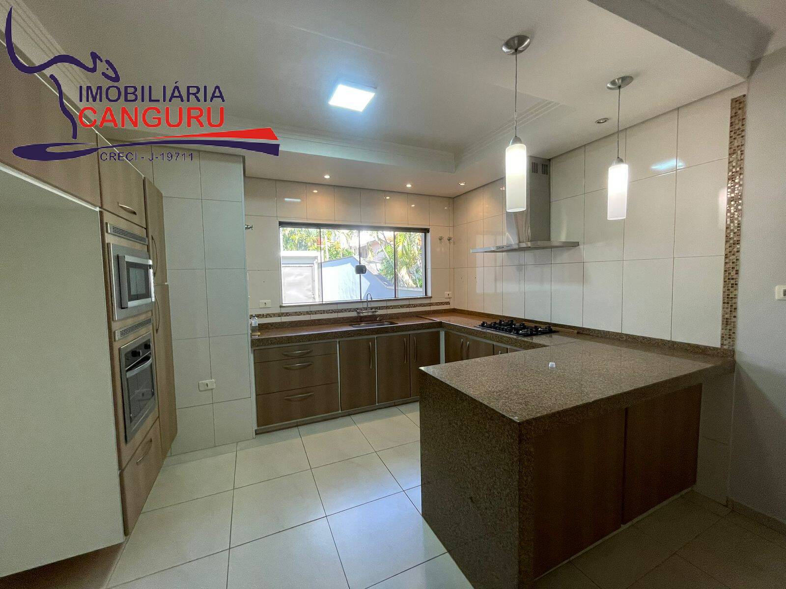 Casa à venda com 4 quartos, 384m² - Foto 10
