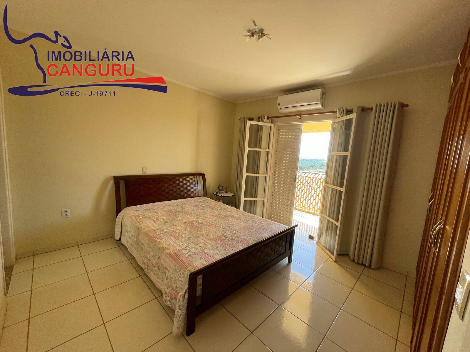 Casa, 3 quartos, 292 m² - Foto 11