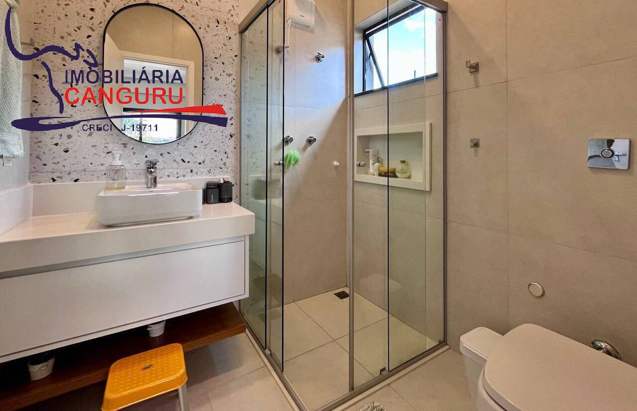 Casa à venda com 4 quartos, 400m² - Foto 18