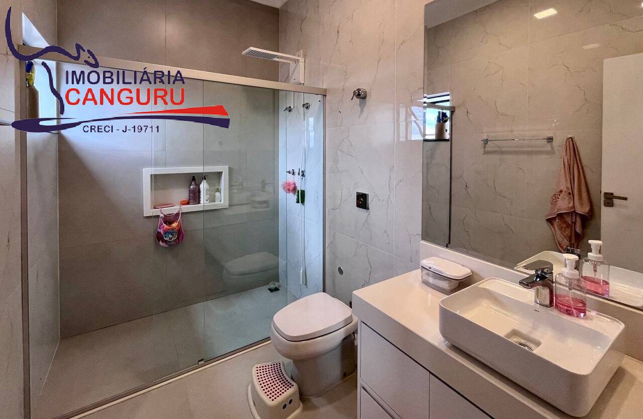 Casa à venda com 4 quartos, 400m² - Foto 20