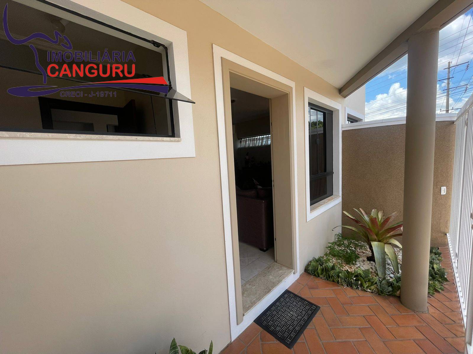 Casa, 4 quartos, 191 m² - Foto 2