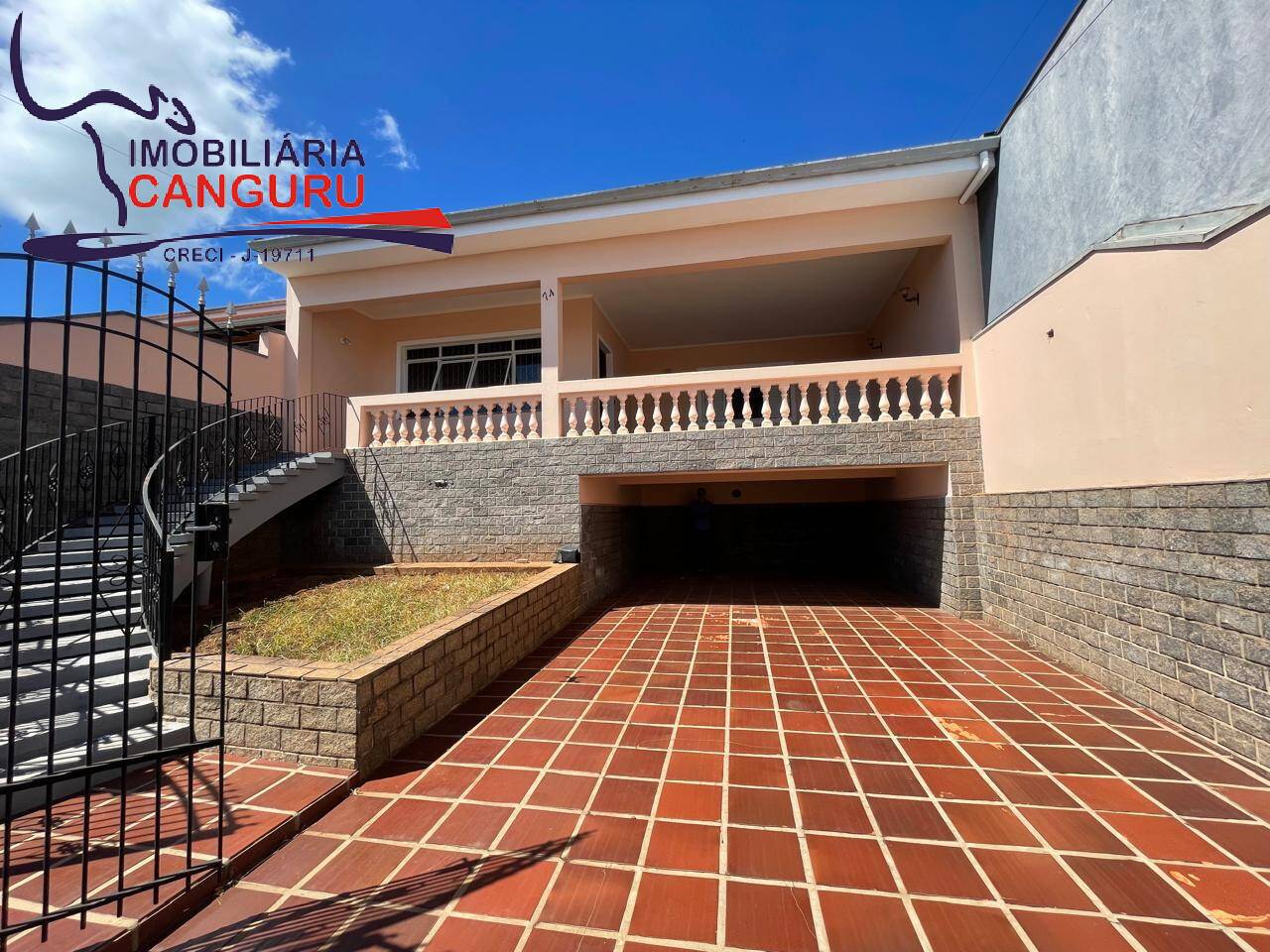 Casa, 3 quartos, 238 m² - Foto 2