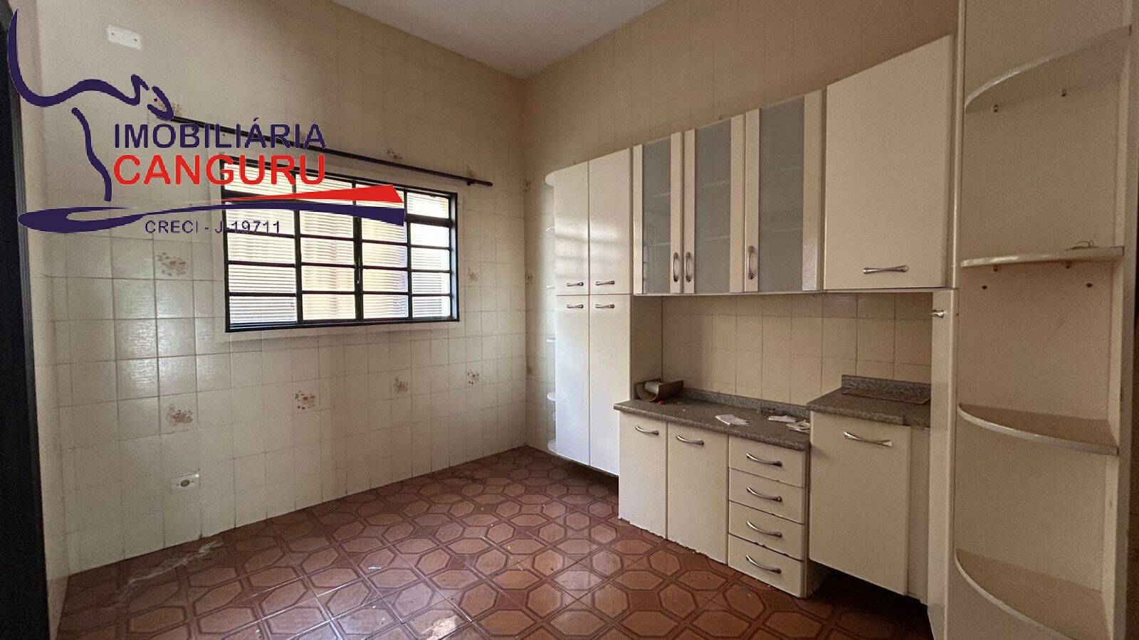 Casa, 5 quartos, 248 m² - Foto 4