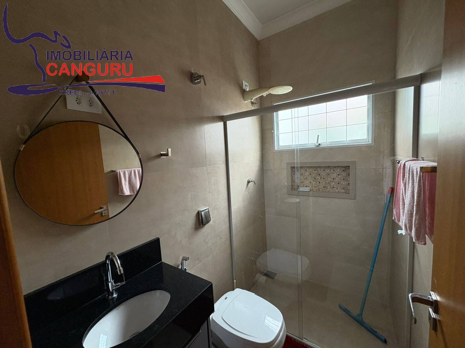 Casa, 3 quartos, 220 m² - Foto 28