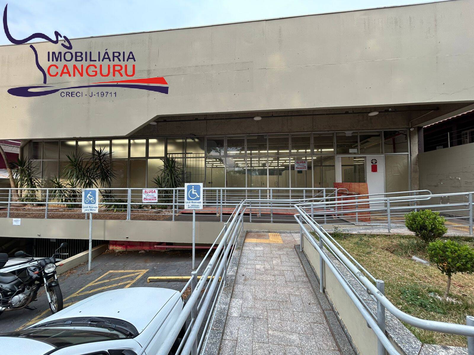 Loja-Salão, 883 m² - Foto 1